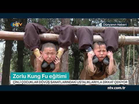 Çocukların zorlu Kung Fu eğitimi ... (Çin'deki bir budist tapınağı)