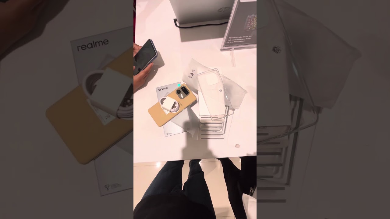 Realme 16 Pro+ Unboxing & Review : 7000mAh Battery & 200MP Camera! @high tech110