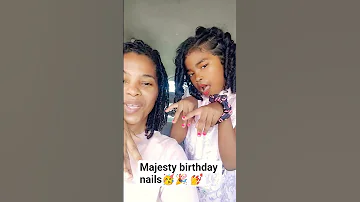 Nails Daughterlove Happy 