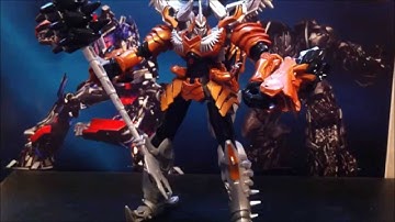 Video Review of the Transformers Age of Extinction Voyager Class Grimlock