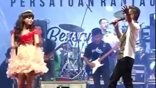 Gerry mahesa ft dwi ratna - dinding kaca Live