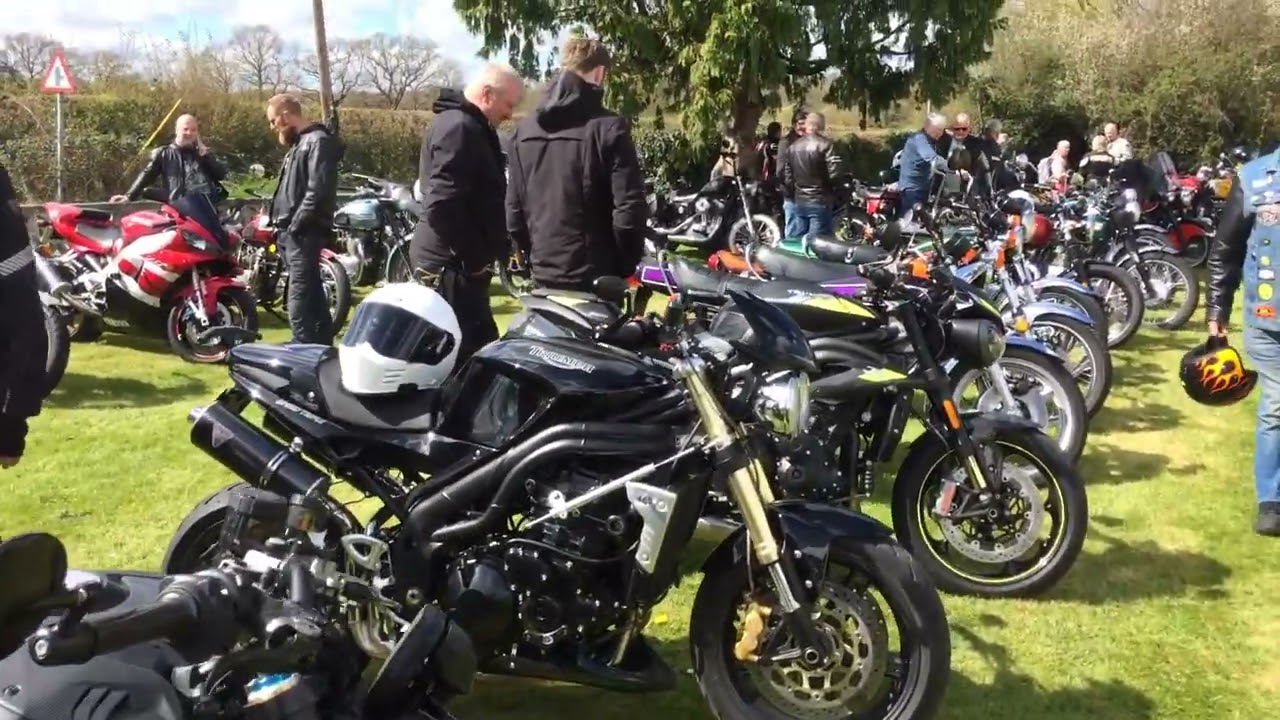 Triumph TOMCC Berkshire... Film #1 - Club Bike Show @ Burghfield