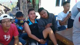 Kocak Pertandingan Voli Bola Plastik Net Ditutup Terpal