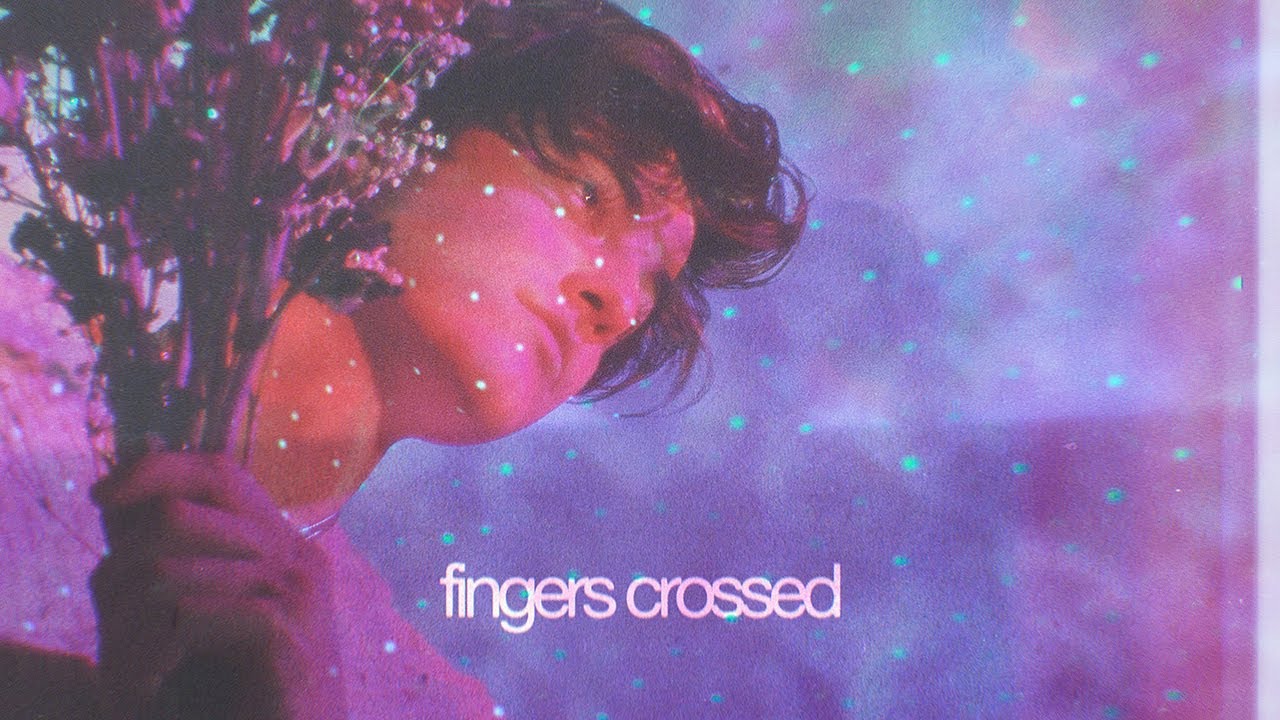 elijah woods - fingers crossed