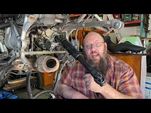 R 1200 GS Teardown: Removing the Final Drive, Rear Shock, Swing Arm and