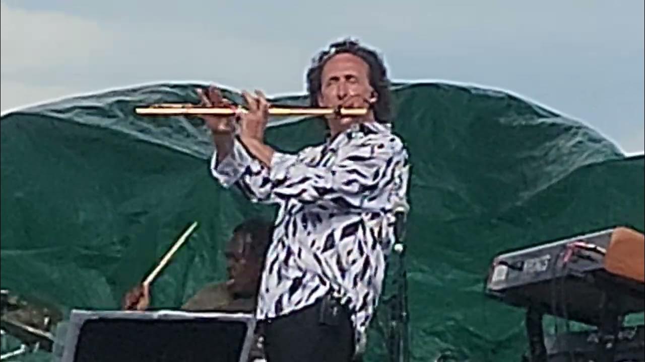Alexander zonjic doin the d solos mike harrington bass and jeff