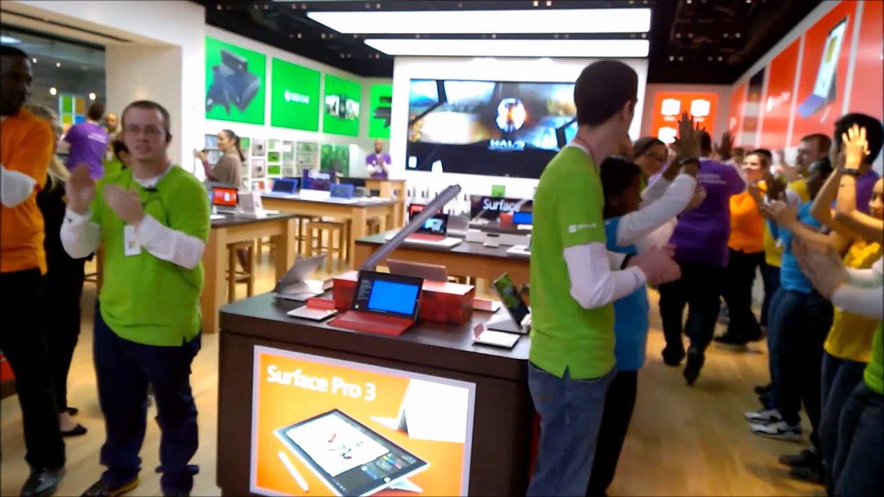 Video recap:Microsoft Store grand opening Nov.22 in Bathesda at the Montgomery Mall