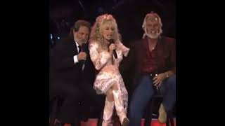 Dolly Parton, Willie Nelson & Kenny Rogers 🎶 On the road again ♥ 1989 - singing eachothers songs