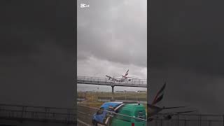 A380-800 Emirates landing in London Heathrow #a320 #airbus #flight #zeroe #wizzair #dubaiairshow
