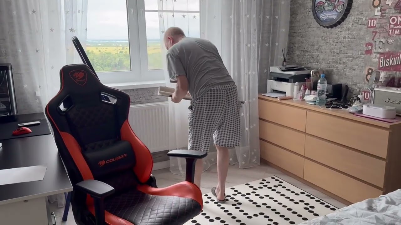 Михалыч без НАСТРОЕНИЯ! Открыла окно и сорвала жалюзи… #мамаотличника #михалыч