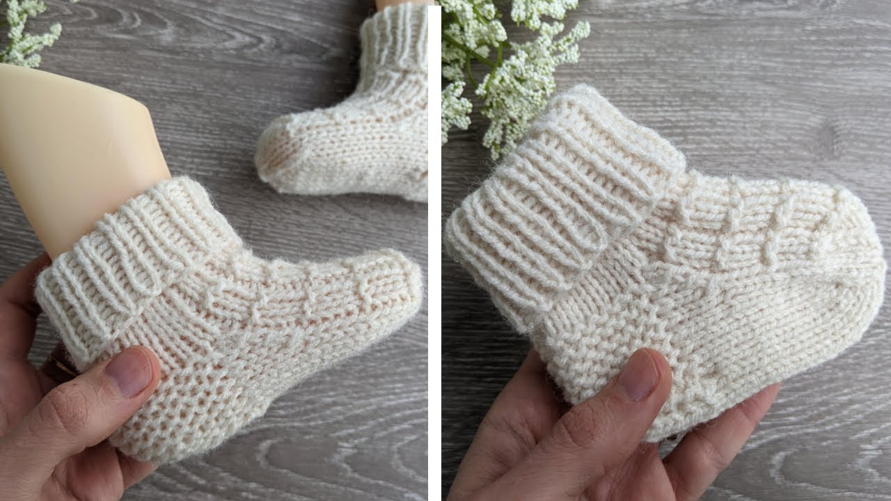 Easy Knit Baby Socks in the Round | Free Pattern for 0–4 Months