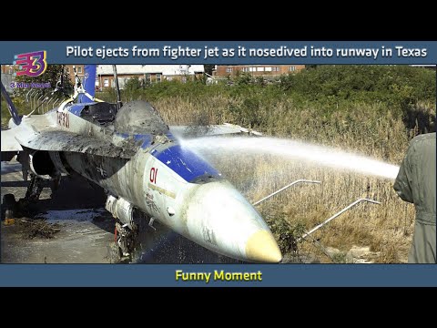 Pilot ejects from fighter jet as it nosedives onto runway in Texas | 3 Min News