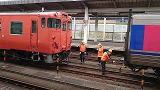 【特急と普通列車が連結】HOT7020とキハ47 鳥取駅にて
