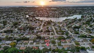 9440 Rainbow Ln, Port Richey, FL