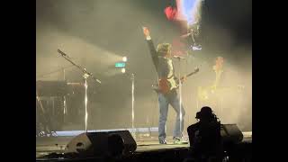 Arctic Monkeys - Fluorescent Adolescent live in Hamburg