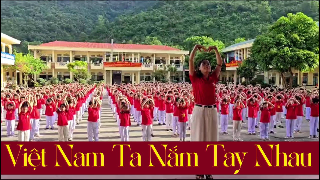 Triệu ❤❤❤ Thế Hệ Tương Lai Đồng Diễn VIỆT NAM TA NẮM TAY NHAU Ca Sĩ Thành Viên