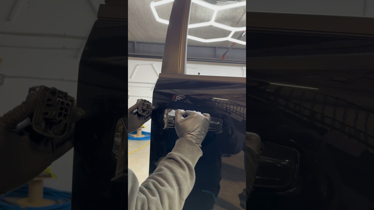 DOOR HANDLE REMOVAL || DIY || RAM 1500 || HOW TO DO IT