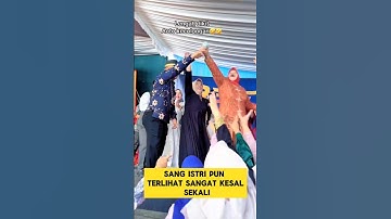 momen lucu ketika istri lengah dikit suami sudah naik panggung nyawer ‼️‼️ #ngakak #lucu #kocak