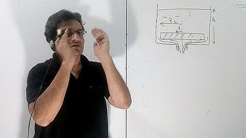 Radial flow of liquid  and variation of pressure with radius Solution to  Irodov 1.321