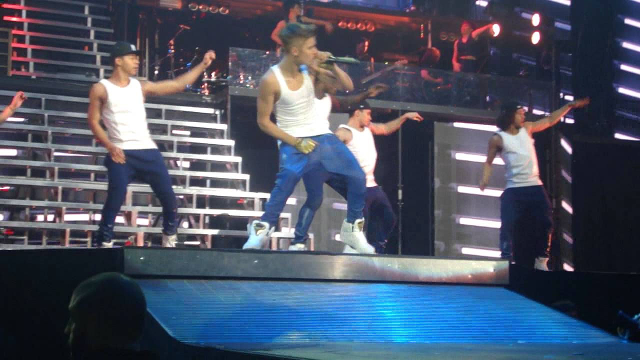 Justin Bieber Boyfriend - Believe Tour Berlin 31.03.2013