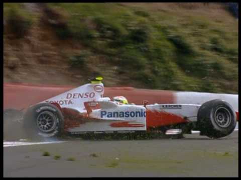 MT89 Formula1 2004 Spa Francorchamps FP1 Ryan Briscoe crashes