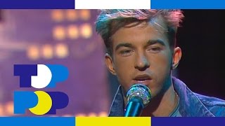 Vignette de la vidéo "Limahl - Love In Your Eyes • TopPop"