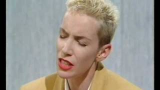 Eurythmics 1989 UK TV show acoustic 'When the day goes down' chords