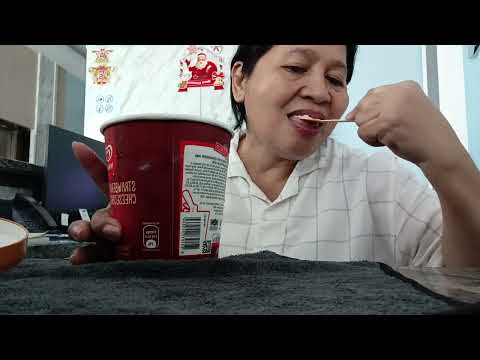 Mukbang with strawberry cheese cake ice cream#aidagrace