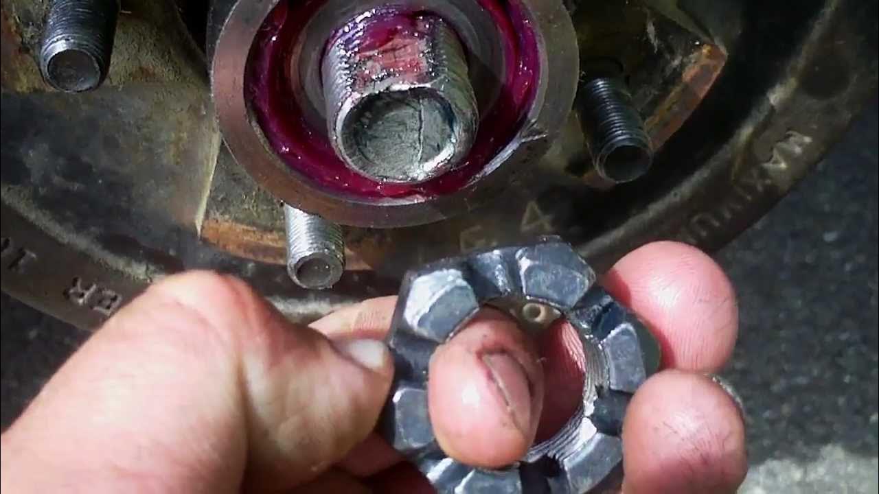 Ford 7.25 Differential Bearing Adjustment Nut Assembly