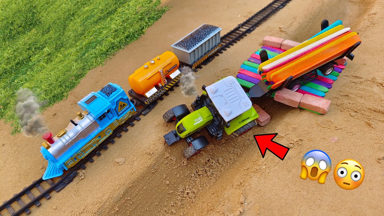 Diy mini tractor accident with train| Part-2 science projects@KeepVilla @MiniCreative1 Tech Creators