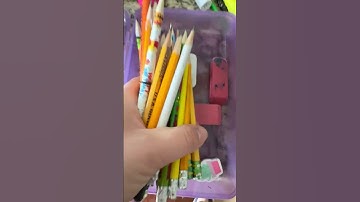 A new approach! Have you tried to hide the excess of pencil supplies? #cleanwithme #declutter #short