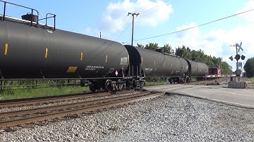 NS 3263 (EMD SD40-2) leads NS NV61with N&W heritage caboose 555608