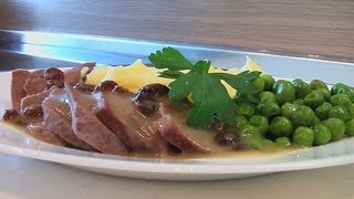 Язык под белым соусом с изюмом видео рецепт. Книга о вкусной и здоровой пище Язык под белым соусом с изюмом видео рецепт. Книга о вкусной и здоровой пище