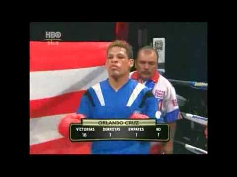 Daniel Ponce de Leon vs.Orlando Cruz 1-2.avi