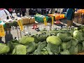 JA農業祭りで新鮮な野菜を