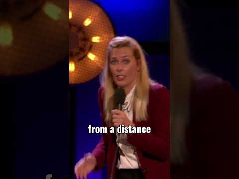 SARA PASCOE: BAD AT H*NDJOBS?!