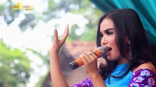 dari mata maya sabrina romansa reebest & opsi singgahan
