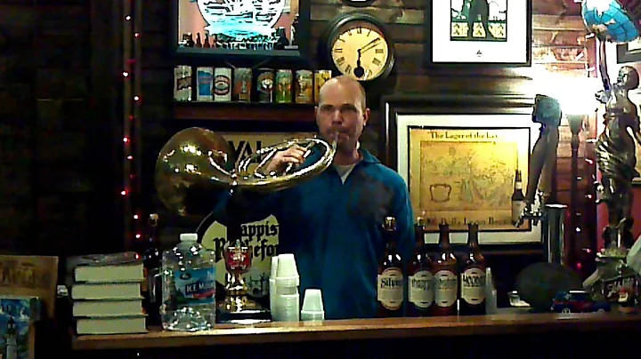 Kevin from Boom Island Brewery opens the tasting e...