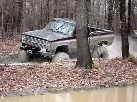 4x4-chevys-mudding