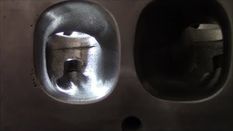 Part 23 - GM 781 Cylinder Head Porting "Porting The Good Port" - 620HP 454 Chevy Engine Build