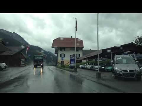 بين القرى السويسرية 