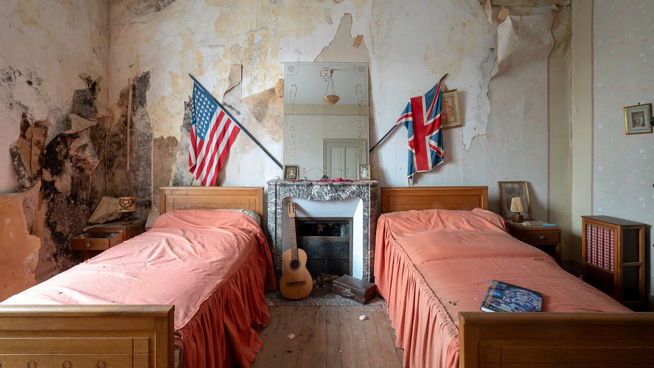 Abandoned Mansion With Everything Left Behind!