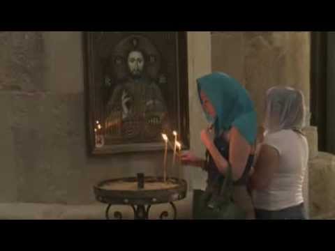 გერმანელი რეჟისორის დოკუმენტური ფილმი აღდგენილი ბაგრატის ტაძრის შესახებ.