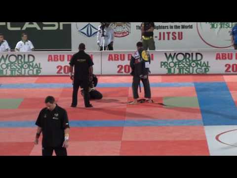 Douglas Santos Vs Eduardo Santoro Jiu Jitsu pro Cup 2009