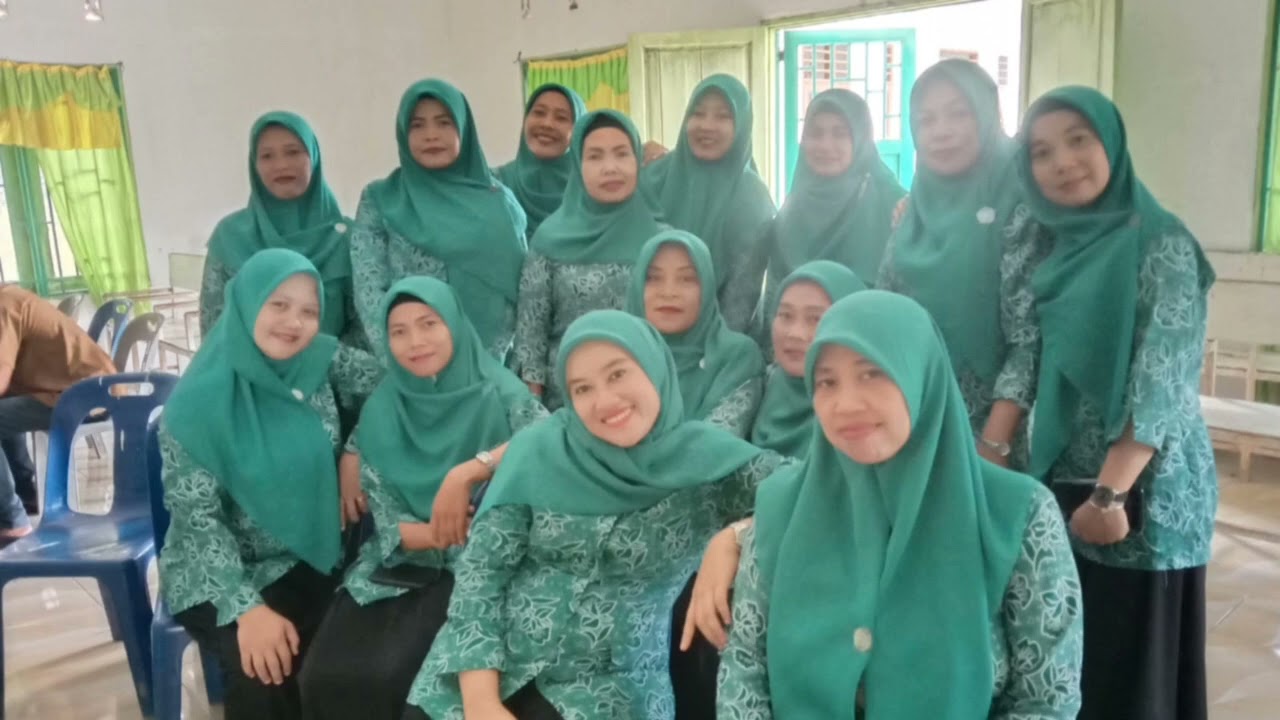 Yel yel Pola Asuh Anak dan Remaja Desa Petuaran Hilir