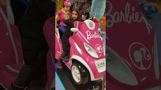 Umay Yanlış Oyuncağa Bindi