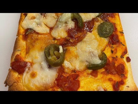 Let’s try the VIRAL COTTAGE CHEESE FLATBREAD