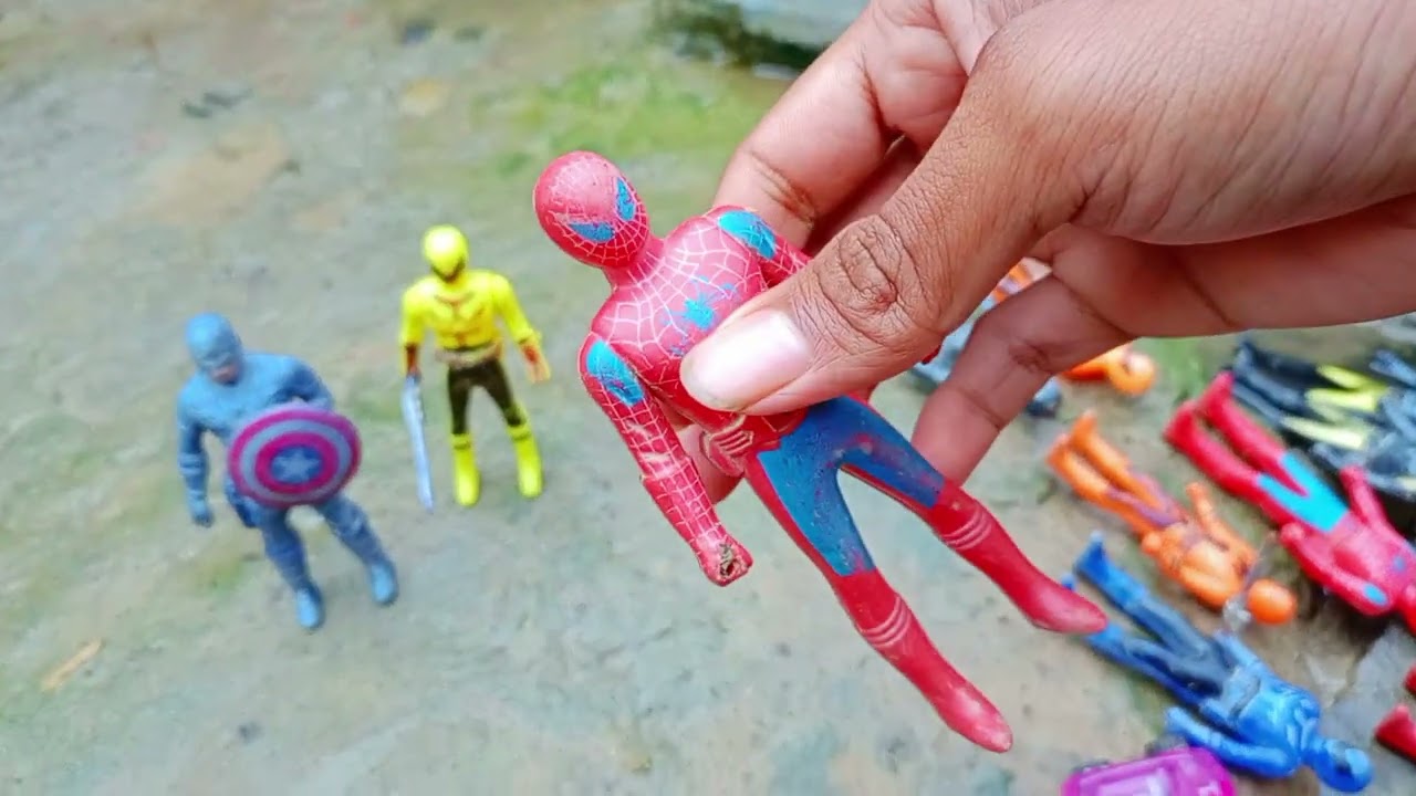 AVENGERS SUPERHERO STORY, SIRENHEAD VS THOR, HULK VS VISION VS SPIDERMAN735