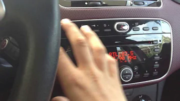 Comment mettre de la musique dans une Fiat Punto ?