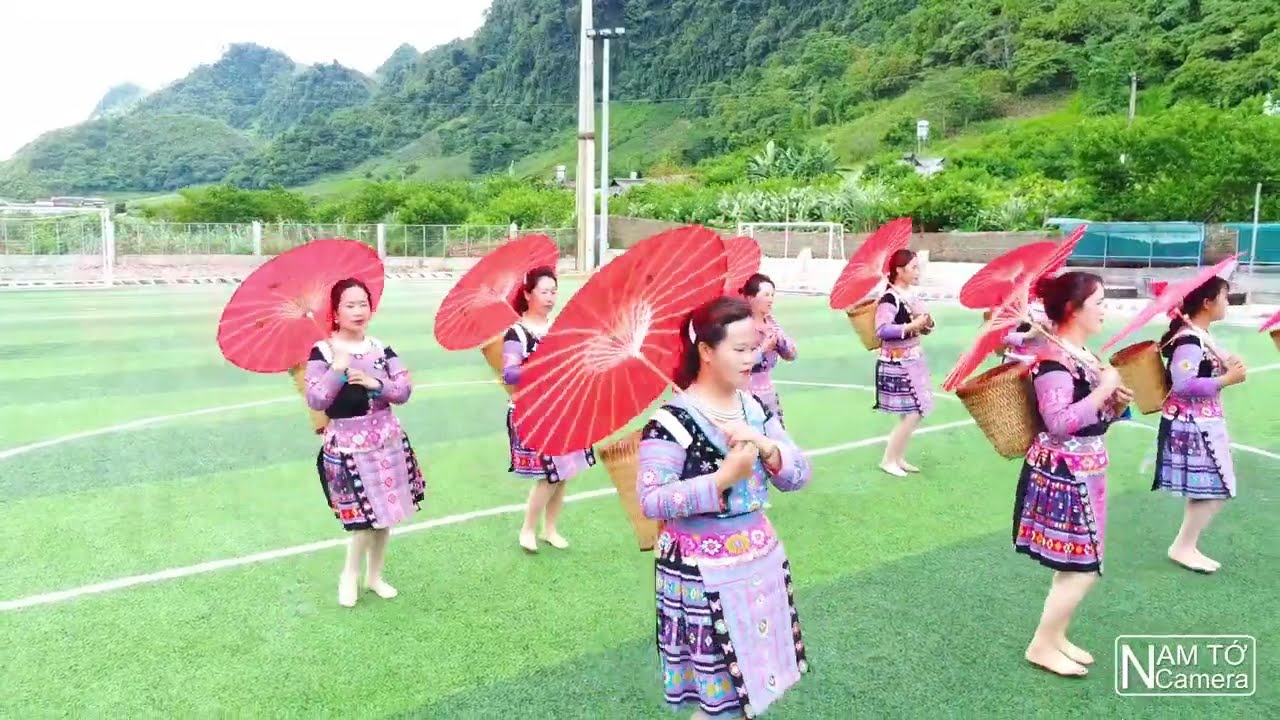 Múa Mông: Phụ nữ Săn cài - Xuân về bản em - 2023